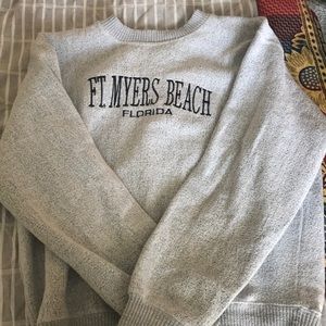 Sweatshirt